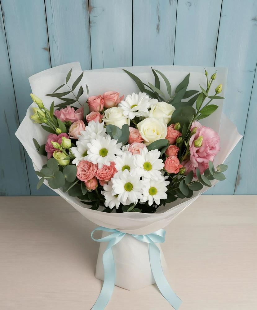 Букет цветов из: Розы, Лизиантусы и Хризантемы в Хвастовичах