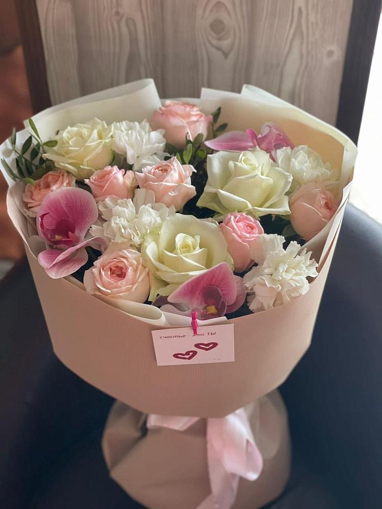 Букет цветов из: Орхидеи, Розы и Гвоздики в Хвастовичах