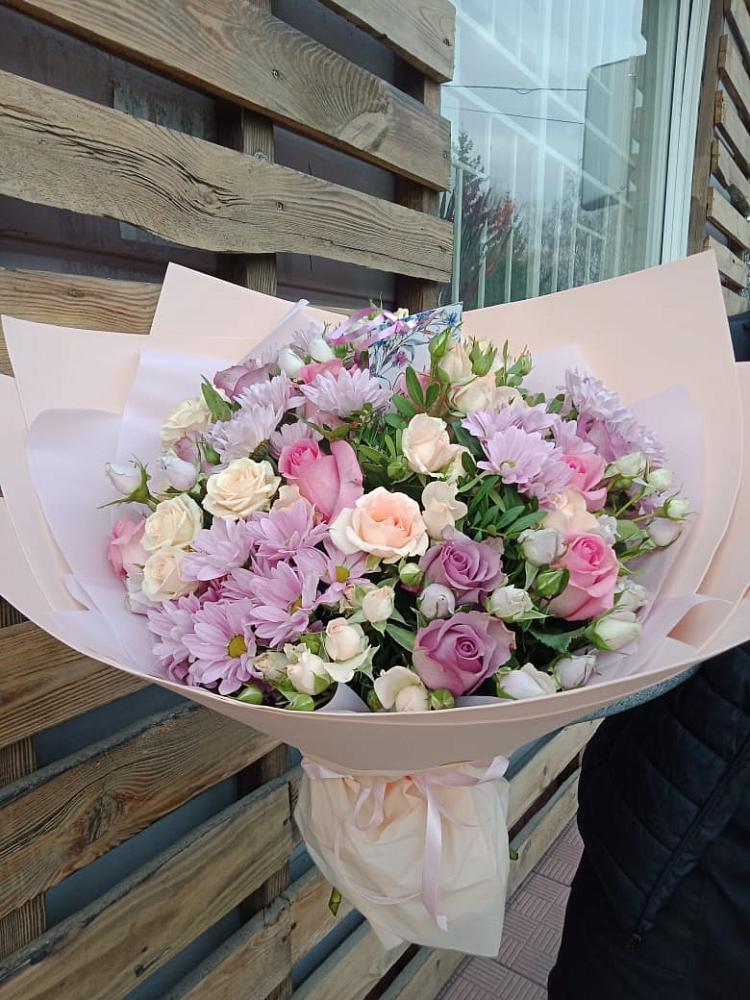 Букет цветов из: Розы и Хризантемы в Хвастовичах