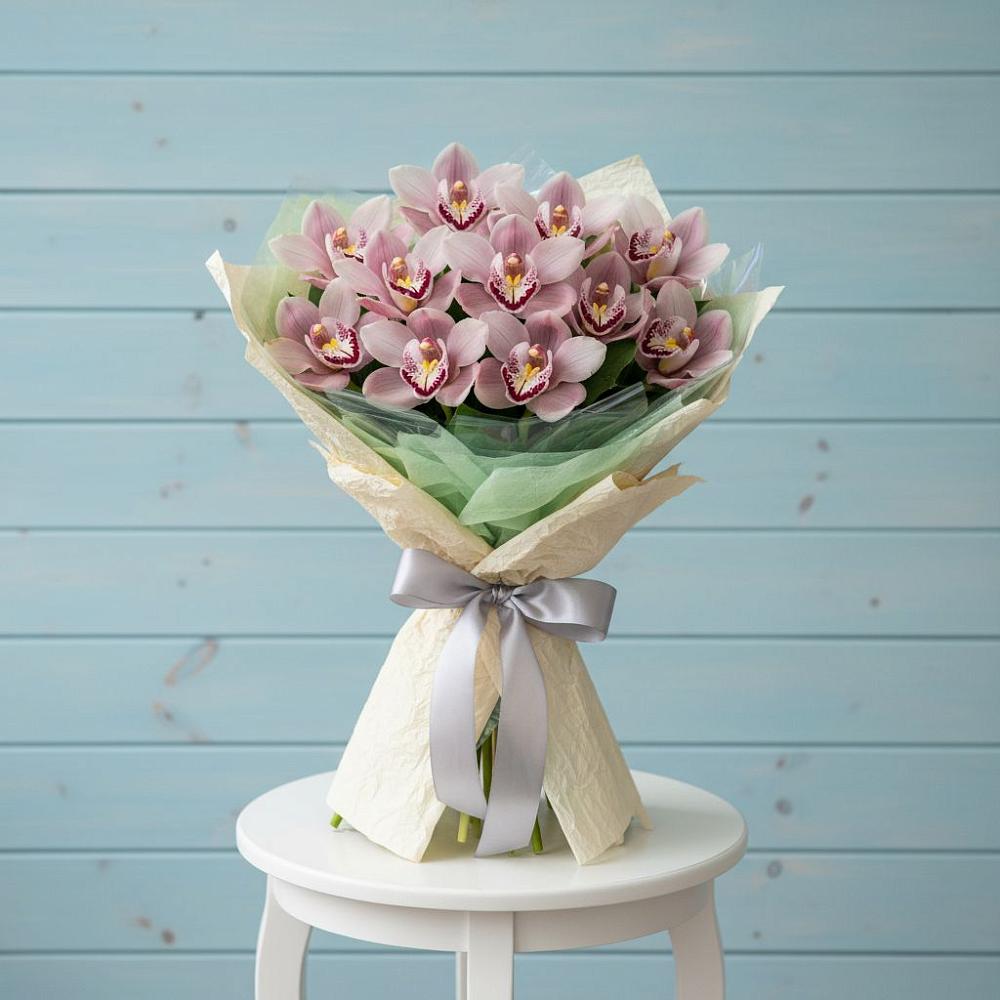 Букет цветов из: Орхидеи и Розы в Хвастовичах