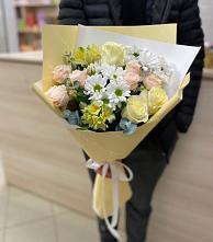 Букет цветов из:  Альстромерии, Розы и Хризантемы в Хвастовичах