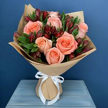 Букет цветов из:  Розы и Альстромерии в Хвастовичах