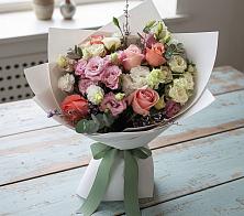 Букет цветов из:  Розы, Лизиантусы и Гвоздики #REPLACE_PRED# Хвастовичах